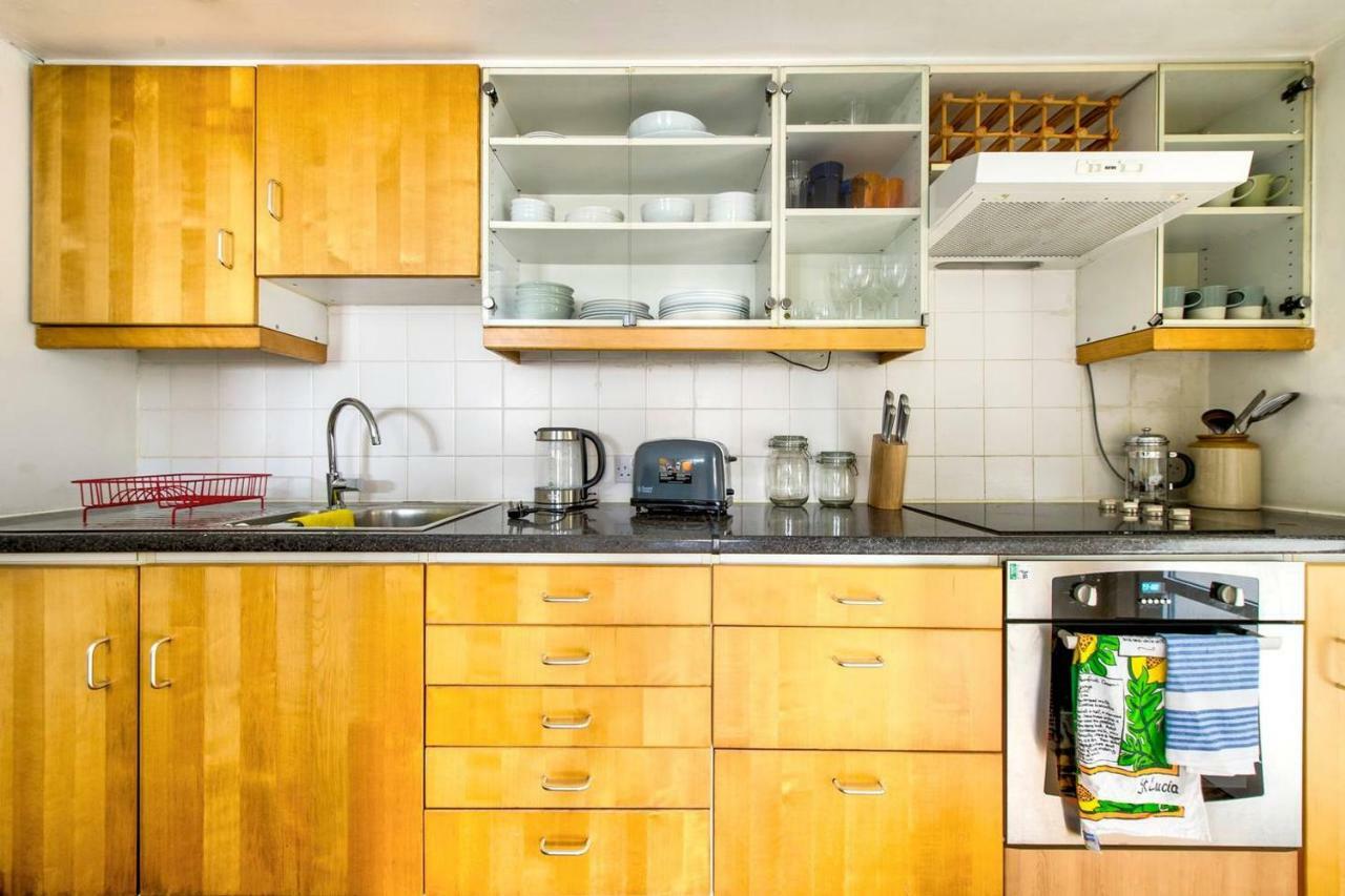 Altido Ultra Stylish Calton Road Apt W/ Parking Διαμέρισμα Εδιμβούργο Εξωτερικό φωτογραφία