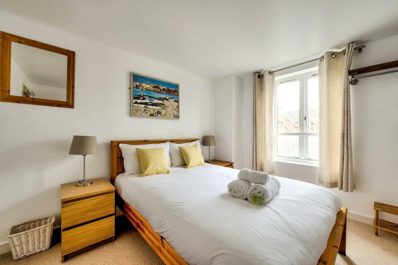 Altido Ultra Stylish Calton Road Apt W/ Parking Διαμέρισμα Εδιμβούργο Εξωτερικό φωτογραφία