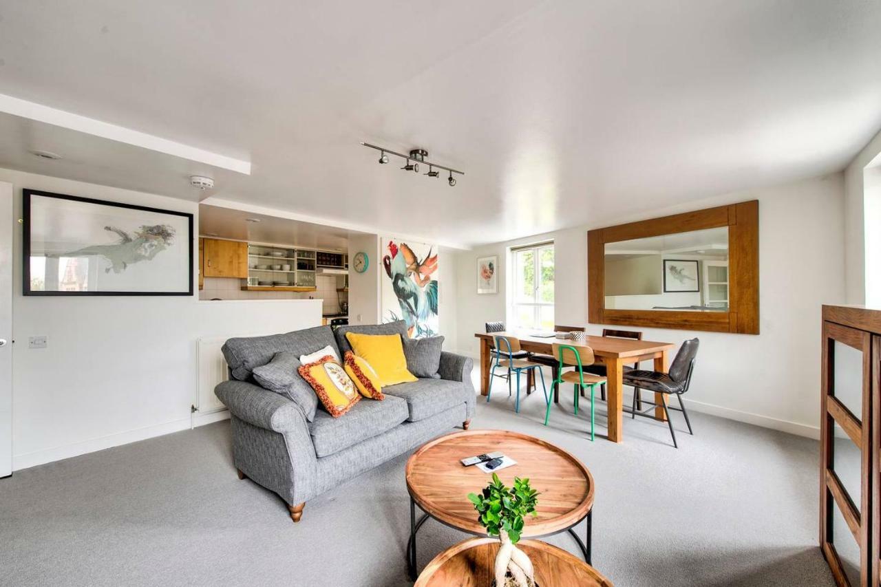 Altido Ultra Stylish Calton Road Apt W/ Parking Διαμέρισμα Εδιμβούργο Εξωτερικό φωτογραφία