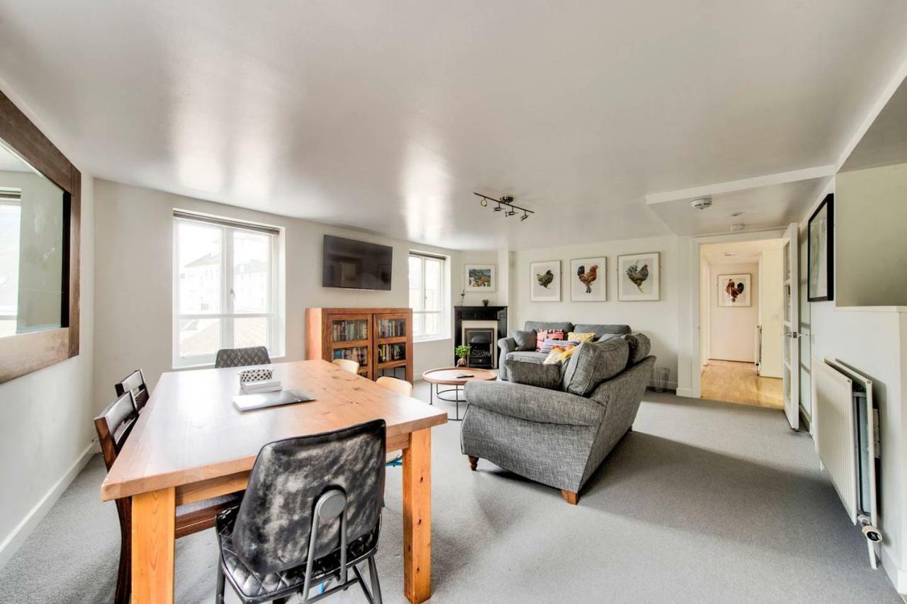Altido Ultra Stylish Calton Road Apt W/ Parking Διαμέρισμα Εδιμβούργο Εξωτερικό φωτογραφία